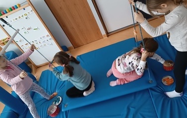 Zabawy sensoryczne w Przedszkolu nr 3 17