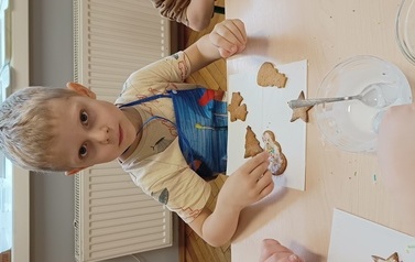 Pieczemy pierniczki gr Tropiciele 12