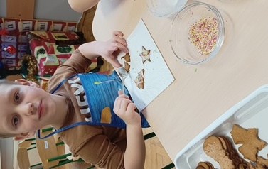 Pieczemy pierniczki gr Tropiciele 13
