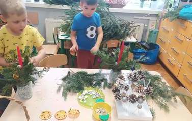 Stroiki Świąteczne gr.Tropiciele 7
