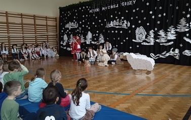 Szkolne Jasełka - zaproszenie od klasy 2 3