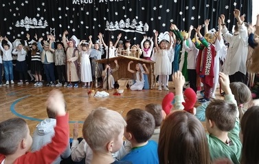Szkolne Jasełka - zaproszenie od klasy 2 9