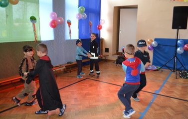 Bal karnawałowy gr. Słoneczka 7