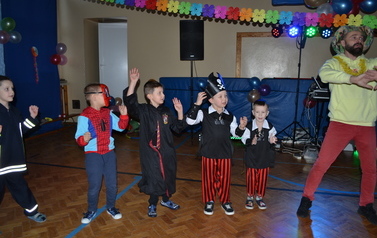 Bal karnawałowy gr. Słoneczka 8