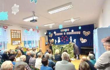 Dzień Babci i Dziadka gr.Tropiciele 16