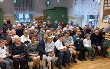 Dzień Babci i Dziadka gr.Tropiciele 17