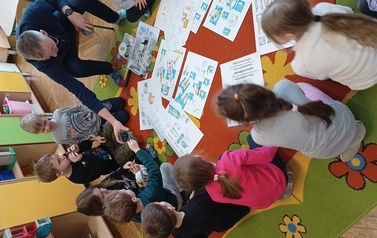 Poznajemy zaw&oacute;d projektanta - gr.Tropiciele 10