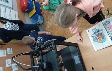 Poznajemy zaw&oacute;d projektanta - gr.Tropiciele 13