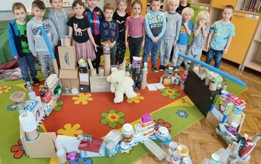 Dzień bez zabawek z Misiem  Puszkiem gr. Tropiciele 11