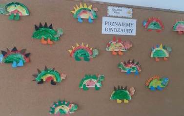Poznajemy dinozaury gr. Słoneczka 9