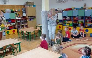 Krasnale witają Wiosnę 13