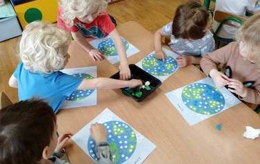 Dzień Ziemi - sprzątanie świata  2