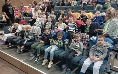 Spektakl w Centrum Kultury - " Rumcajs" 11