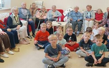 Spotkanie z seniorami Dziennego Domu Opieki Senior + w Błoniu gr.Tropiciele 3