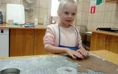 Pieczemy pierniczki gr. Tr 2
