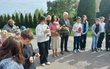 Obchody uroczystości rocznicowych przy "Dębach Katyńskich"  4