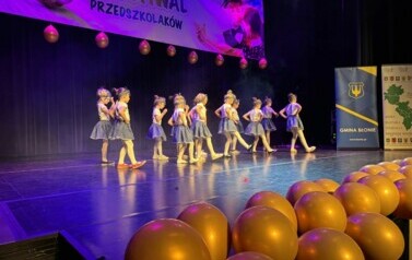 Taneczny festiwal przedszkolak&oacute;w 4