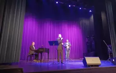 Filharmonia Narodowa pt. "Księżyc w misce" grupa Krasnale 1