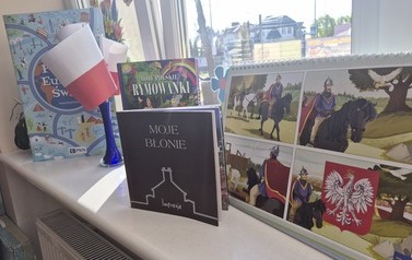MAJOWE ŚWIĘTA GRUPA KRASNALE 4