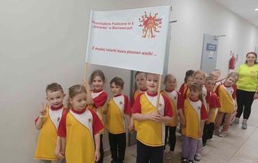 IV Błońska Olimpiada Przedszkolak&oacute;w "Na sportowo, na zdrowo" 3