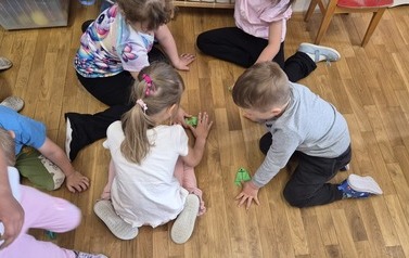 Majowa łąka grupa Krasnale 4