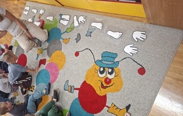 1000051952