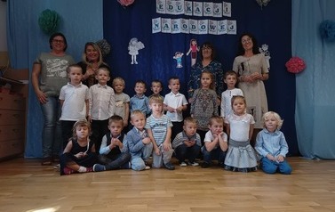 Dzień Edukacji Narodowej Grupa Krasnale 1