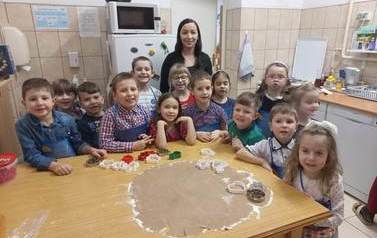 Pieczemy pierniczki gr. Słoneczka 3