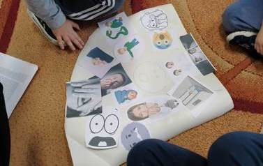 Emocje w życiu codziennym - zajęcia z psychologiem ( tworzymy kolaż emocji) Grupa Krasnale 7