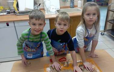 Przygotowania do Świąt Bożego Narodzenia Grupa Krasnale 2
